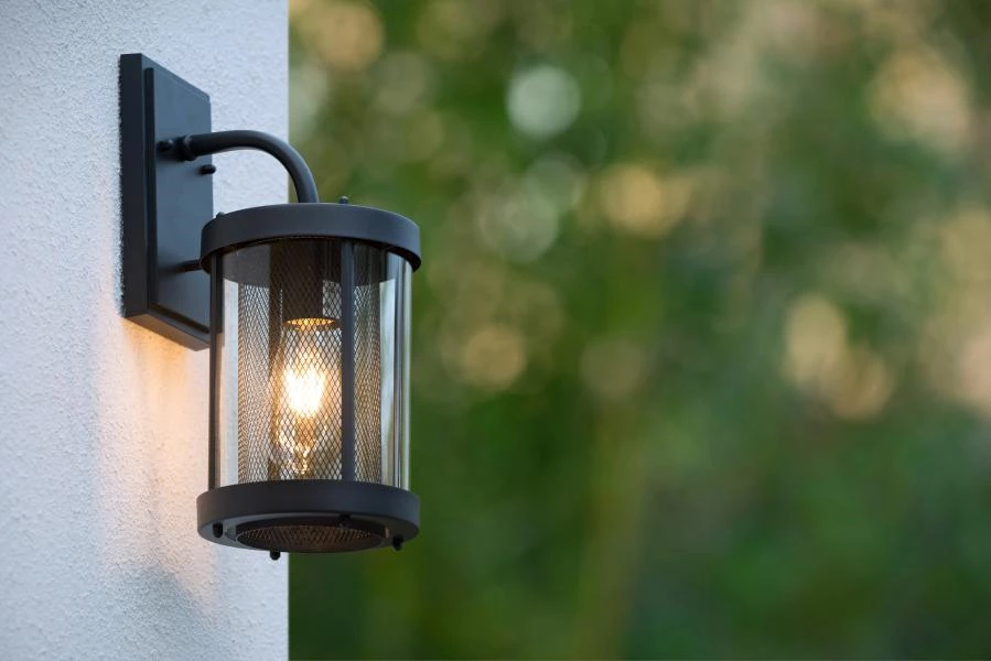 Lucide MAKKUM - Wall light Indoor/Outdoor - 1xE27 - IP23 - Black - ambiance 2